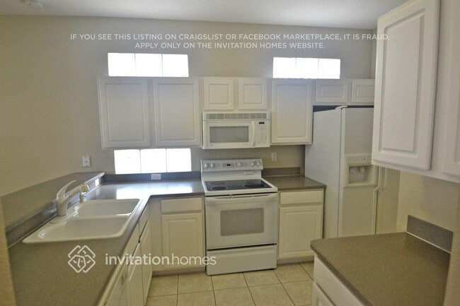 Photo - 10604 Marlington Pl