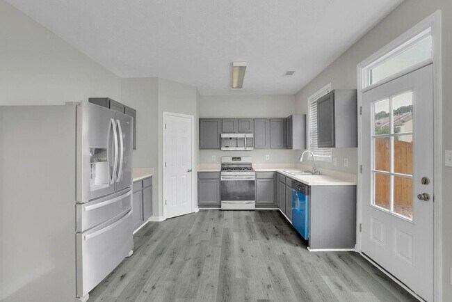 Photo - 3081 Kentmere Dr