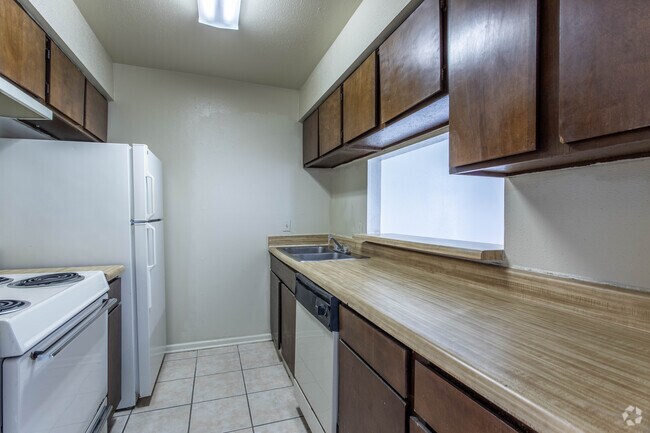 2 HAB, 1 BA - 821&nbsp;ft² - Chateau Nederland