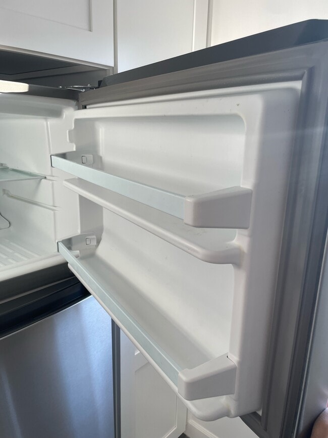 Photo - 265 E 69th Way Apartamentos Unidad A