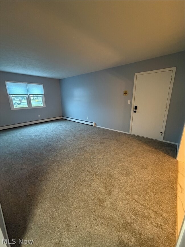 Photo - 118 Carter Cir Unit 1