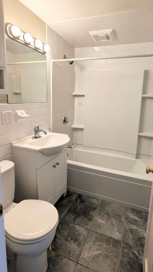 Photo - 245 Main St Unit 2