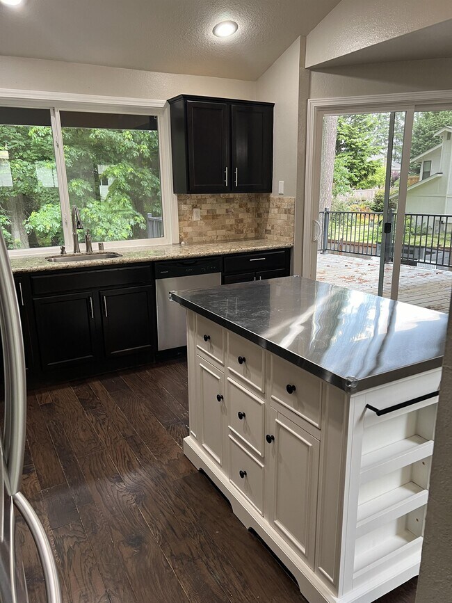 Photo - 1017 35th St Ct NW