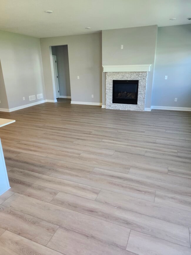 Photo - 14526 111th Ave N