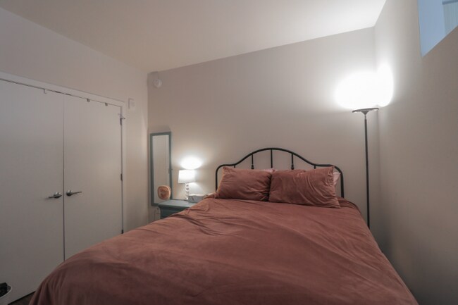 Photo - 1550 Harry Thomas Way NE