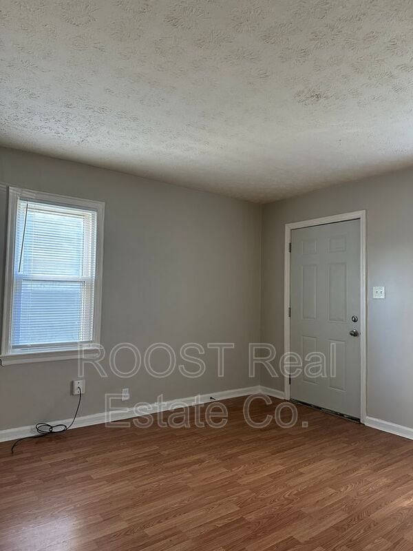 Photo - 741 E Mithoff St