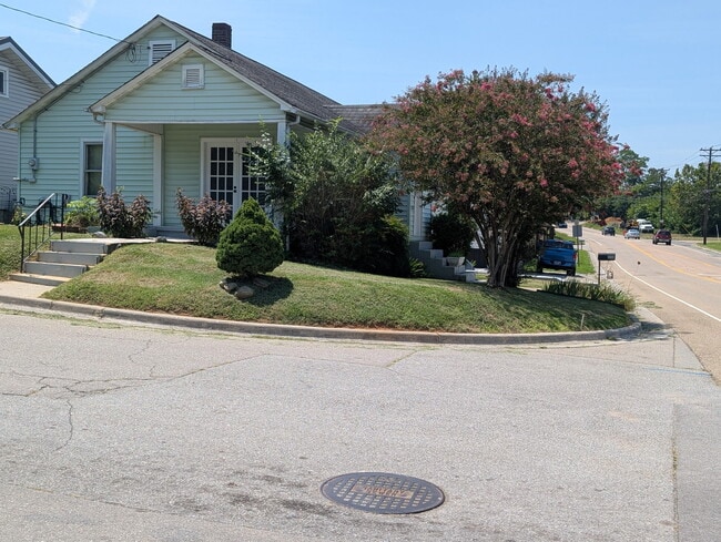 Photo - 358 E Lincoln Rd