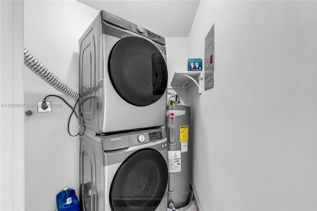 Photo - 9421 Fontainebleau Blvd