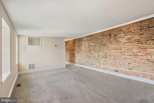Photo - 249 S Chester St Unit 3
