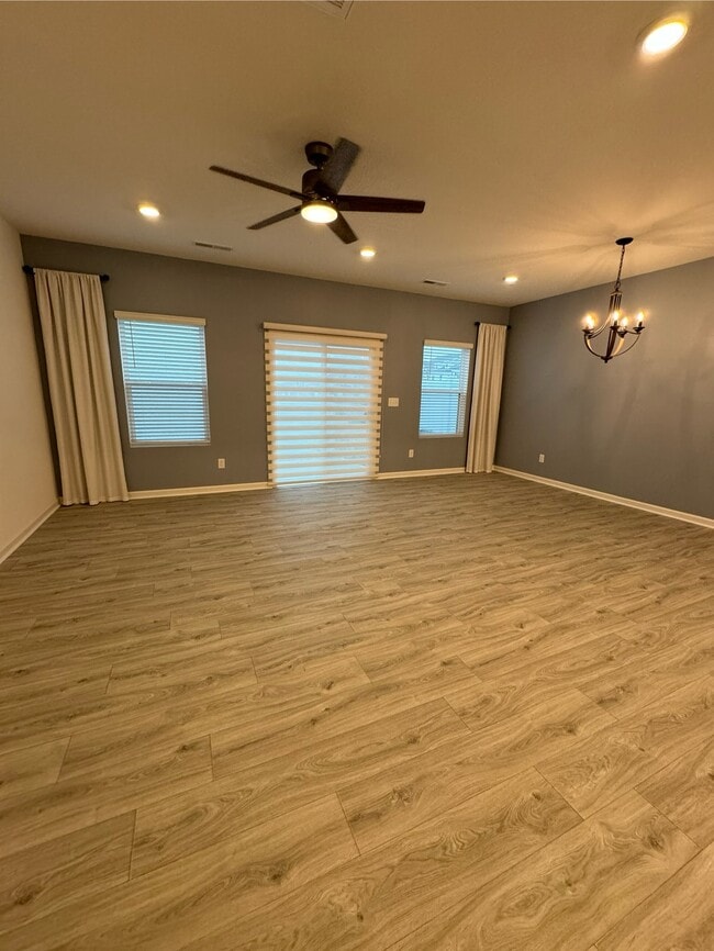 Photo - 709 Bellmouth Rd