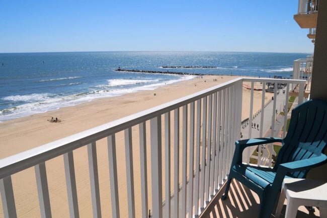 Photo - 201 Rudee Loop Connector Unit SI ID1353268P