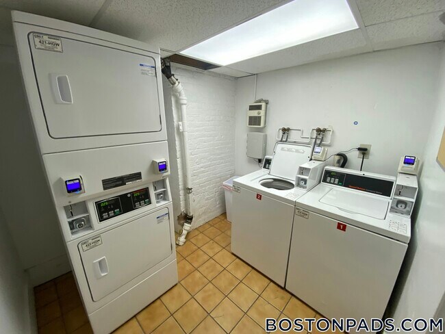 Photo - 19 Peterborough St Unidad B