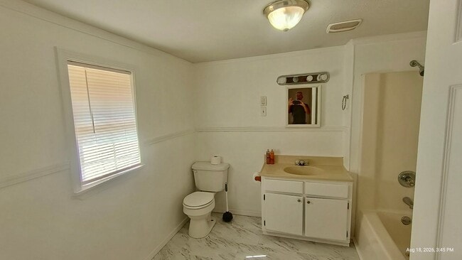 Photo - 115 Deerfield Rd