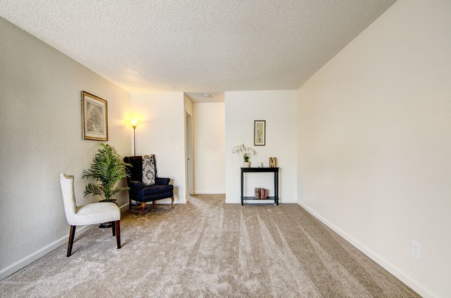 Living Room - Florin Woods Apartments