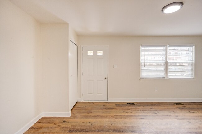 Photo - 23 Brucester Bridge Ct