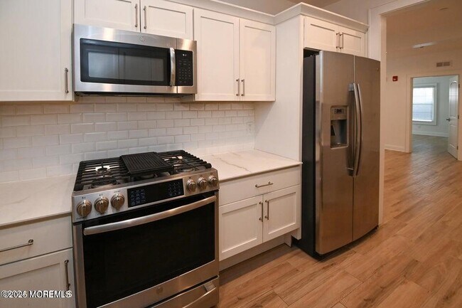 Photo - 206 NJ-71 Unit B