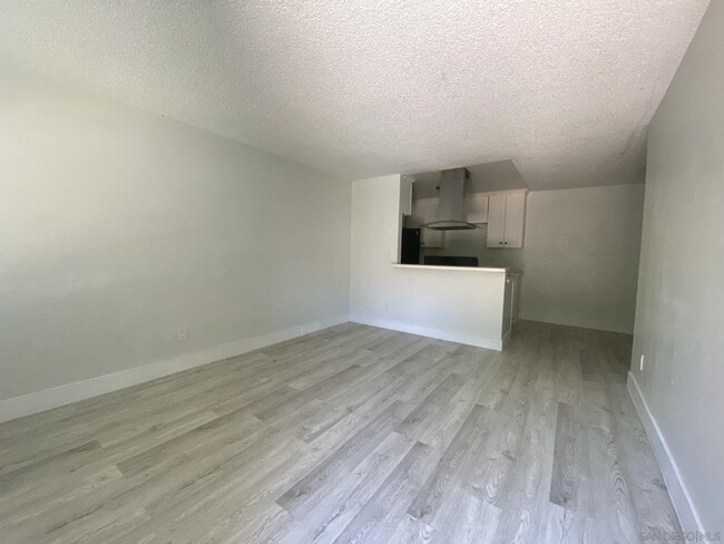 Photo - 702 R Ave