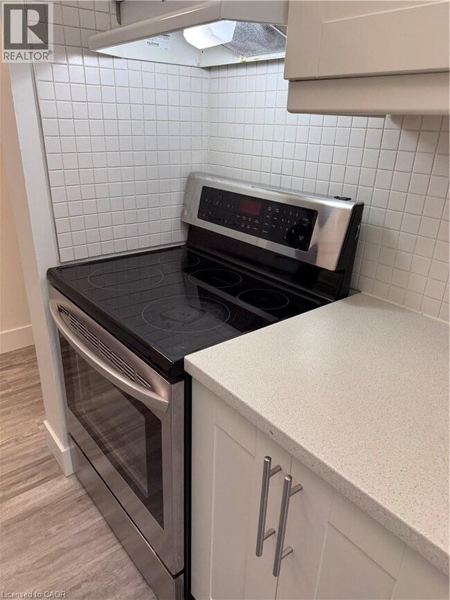 Photo - 120 Duke St Unit 102