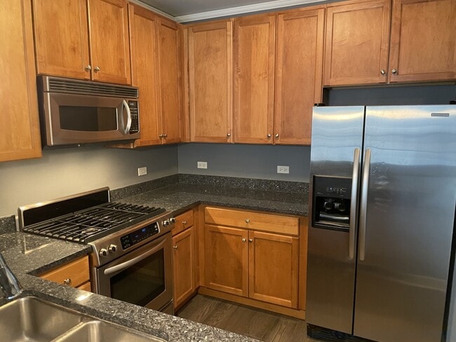 Photo - 450 E Waterside Dr Unit 411
