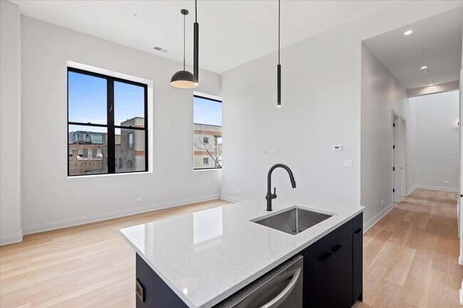 Photo - 1934 W North Ave