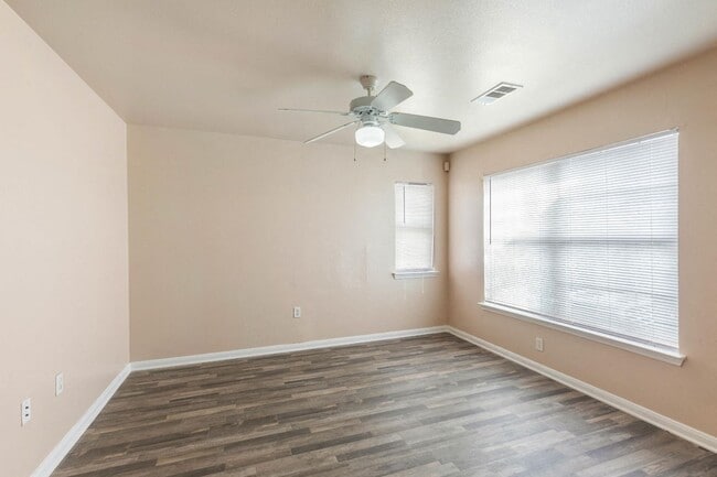 Hickory Trace Townhomes
