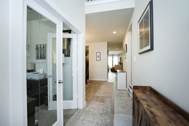 Photo - 5511 Gothic Oak Dr