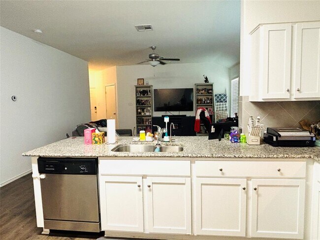 Photo - 113 Star Pass