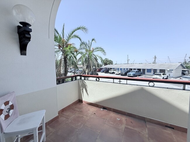 Photo - 735 Dodecanese Blvd Casa Adosada
