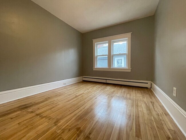 Photo - 1657 Minnehaha Ave E Unit 1657 Minnehaha Ave E #3