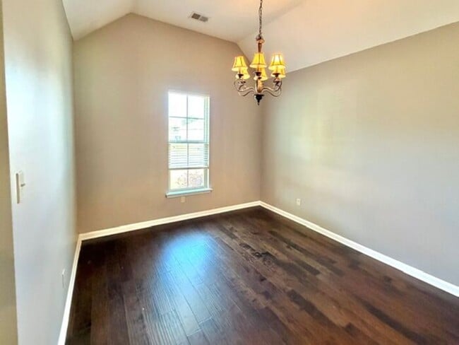 Photo - Now Leasing a 4-bedroom 2 bath home in Olive Branch, MS