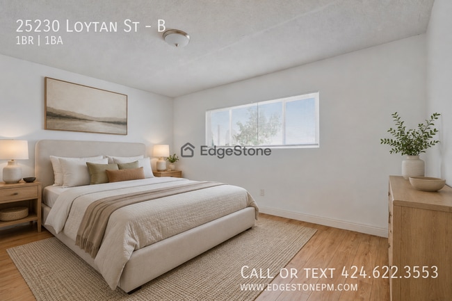 Photo - 25230 Loytan St Unit B