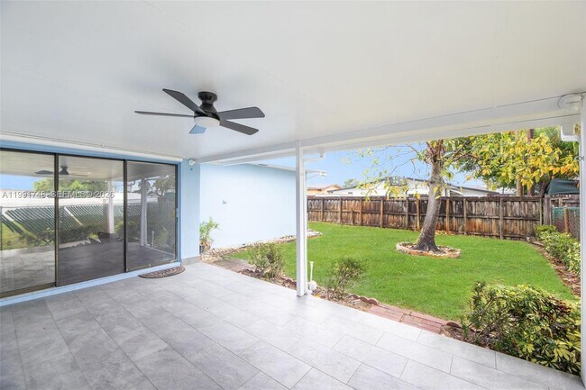 Photo - Northwest 10th Street, Pembroke Pines, FL 33024 - 3 BR 2 BA single-family home