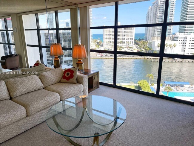 Photo - 600 Parkview Dr Unit 1124