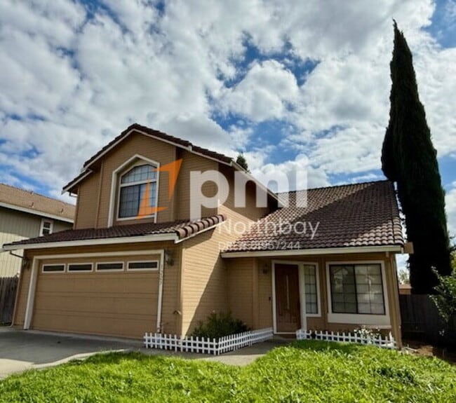 Photo - 1225 Whitecap Way