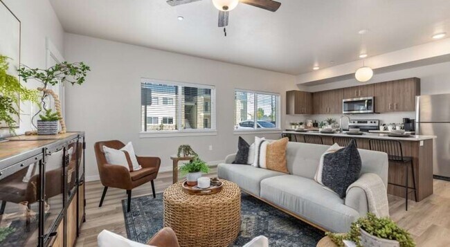 3225 E Greenhurst Rd Unit B302