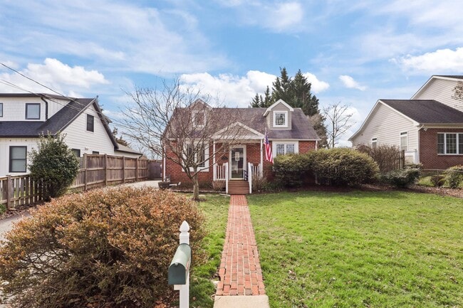 Photo - 6915 Farragut Ave House