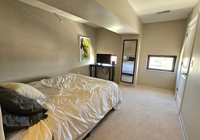 5&15 Apartments