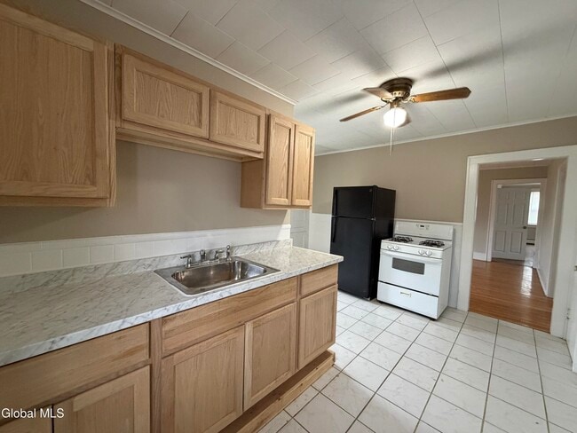 Photo - 102 Main Ave Unidad 1st floor