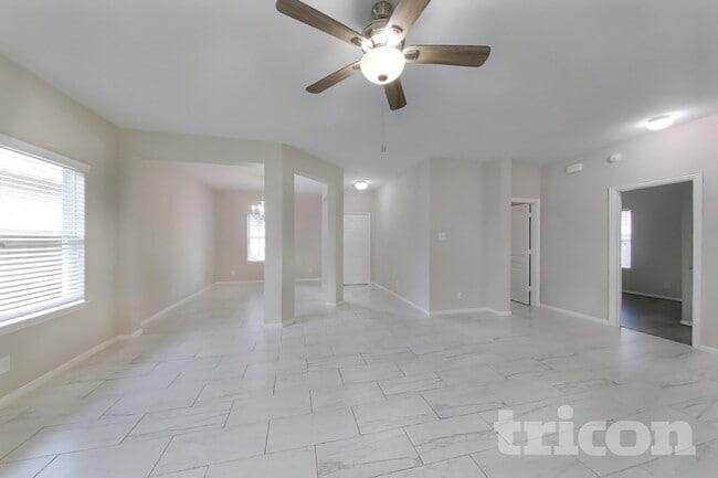 Photo - 11114 Kingsnorth Dr