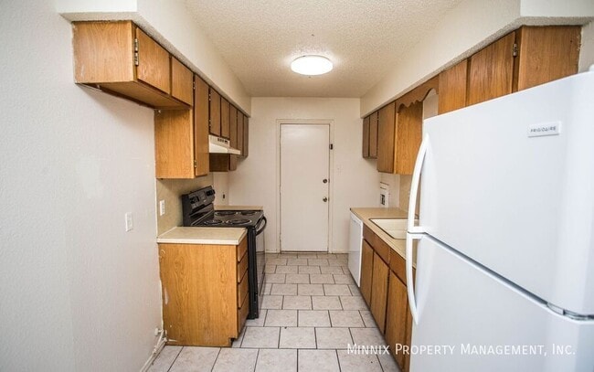 Photo - 8208 Vernon Ave Unit A