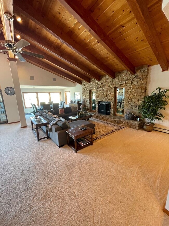 Photo - Large fully furnished beautiful home w/ boat dock avail. for a longterm lease or seasonal lease! ...