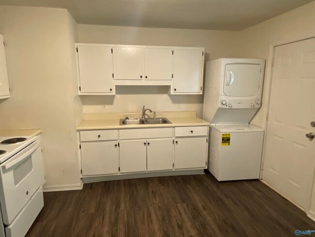 Photo - 4801 Padgett Dr