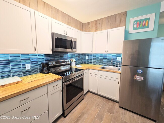 490 S Orlando Ave Unit 2