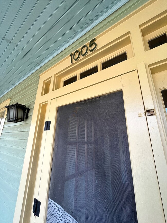 Photo - 1005 Postoffice St