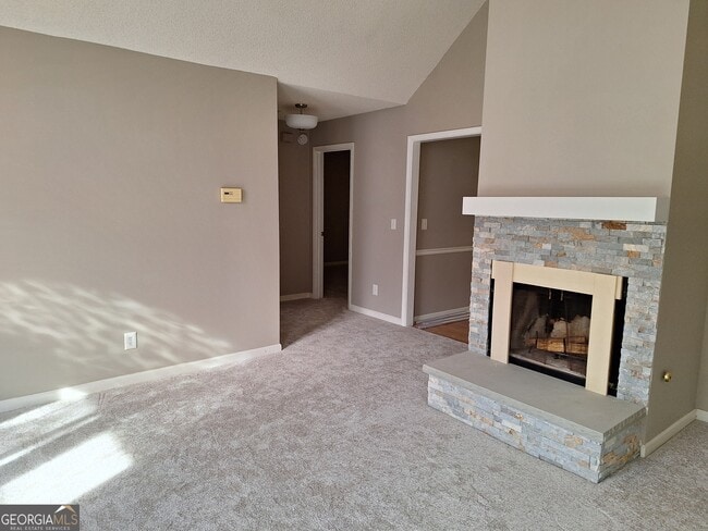 Photo - 41 Sandstone Ln