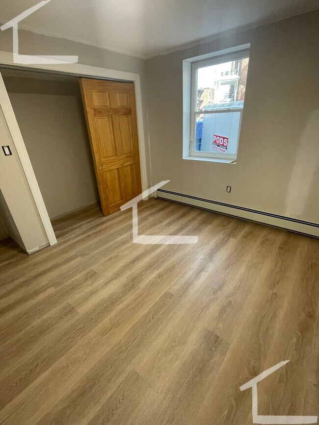 Photo - Beautiful, completely renovated four bedrooms + 2 baths