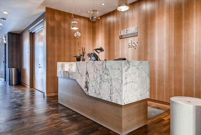 Photo - 605 W 42nd St Unidad SI ID1330732P