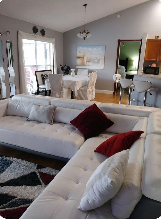 Photo - 2827 Bolton Bnd Unit UCF- Downtown-Airport