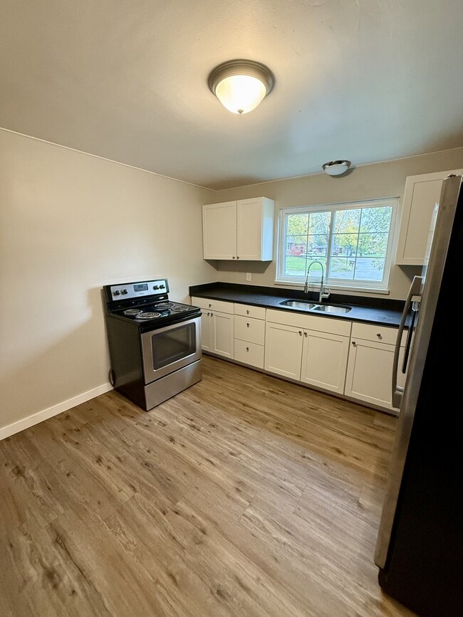 Photo - 4607 Channing Ln