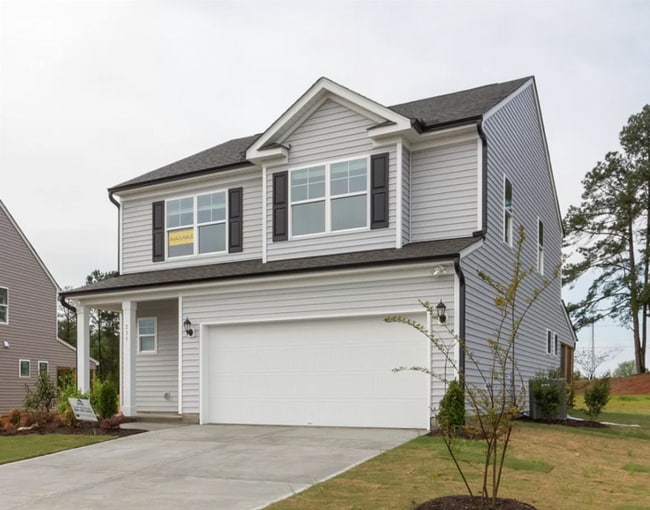 Photo - Available Now - Beautiful Open Floorplan 3...